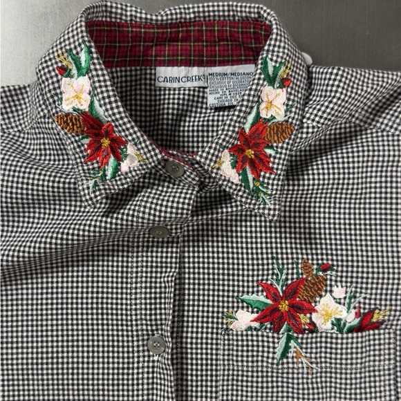 Vintage Cabin Creek Check Holiday Embroidered Floral Pinecones Button Up Top - Picture 4 of 9